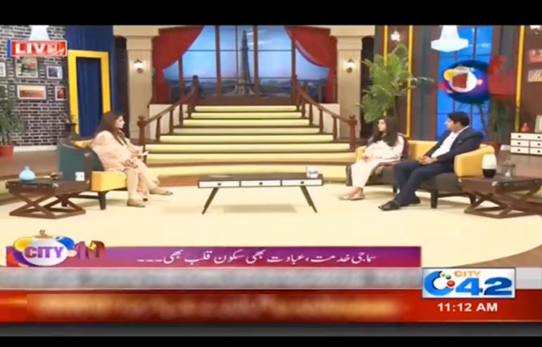  Director Operation Raheel Abbas in discussion with the host of city 42 