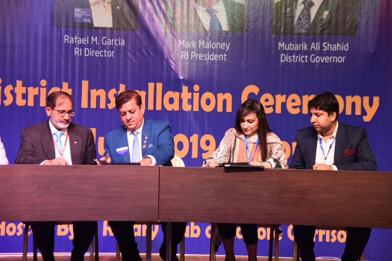 MOU signing between Transparent Hands and Rotary International