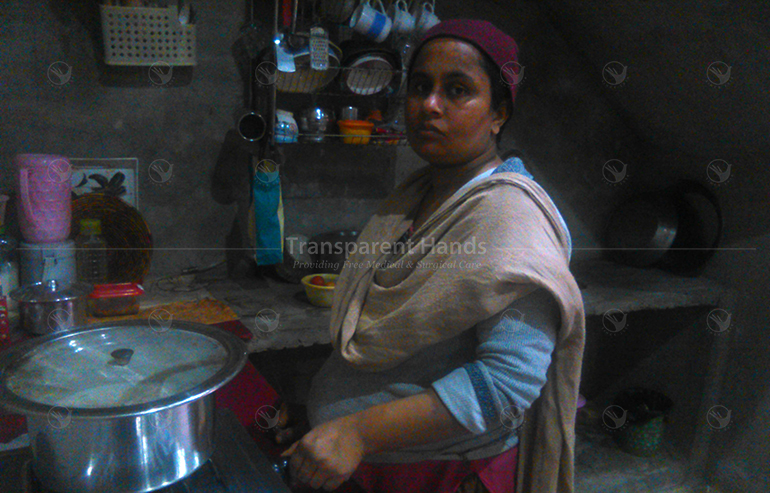 Donate to Mubashira Riaz for Her LS C-Section