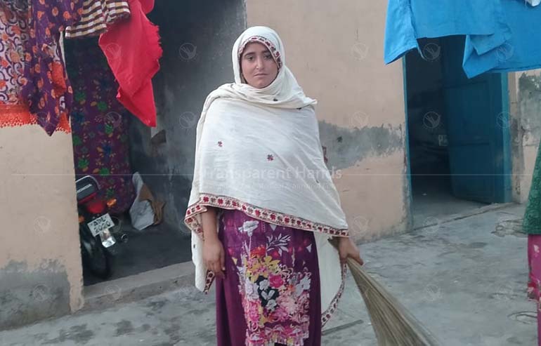 Donate to Razia Zahid for Her C-Section
