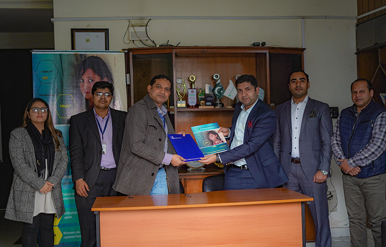 Transparent Hands Signs an MoU with Chughtai Lab