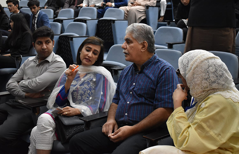 Transparent Hands CEO Rameeza Mueen’s Talk at Forman Christian College