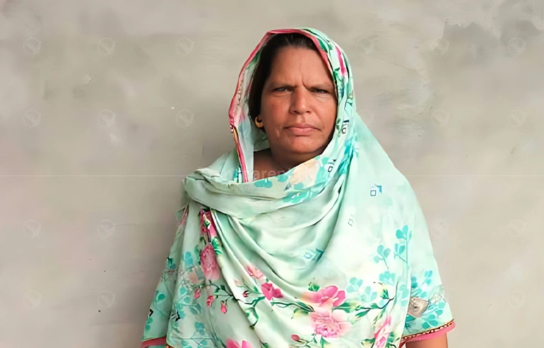 Parveen Bibi, a 55-year-old woman from Lahore